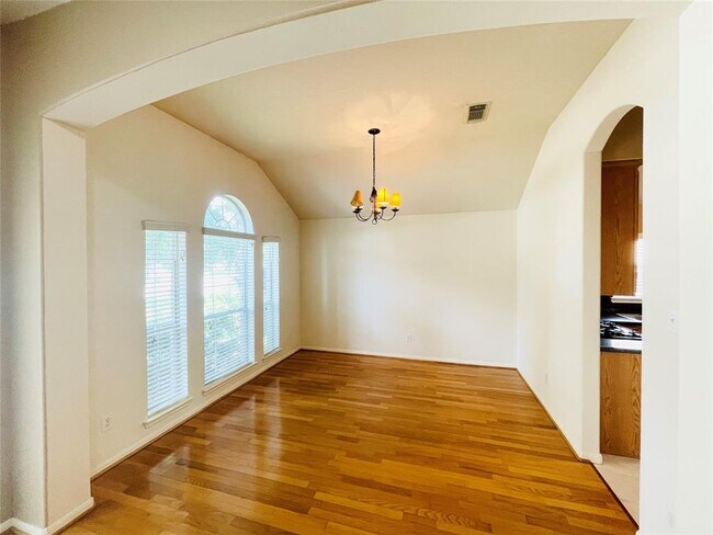 Building Photo - 3022 Texas Trail Ln