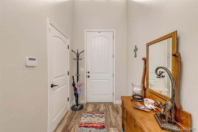 Building Photo - 358 Cliff View Dr