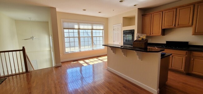 Building Photo - 1641 Piccard Dr