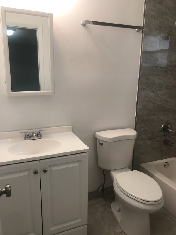 Building Photo - 798 NW 108th St