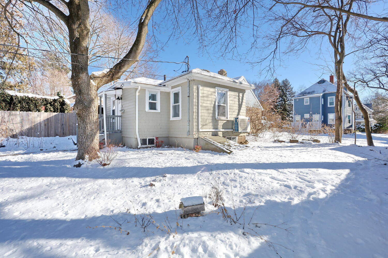 Building Photo - 31 Rea Ave