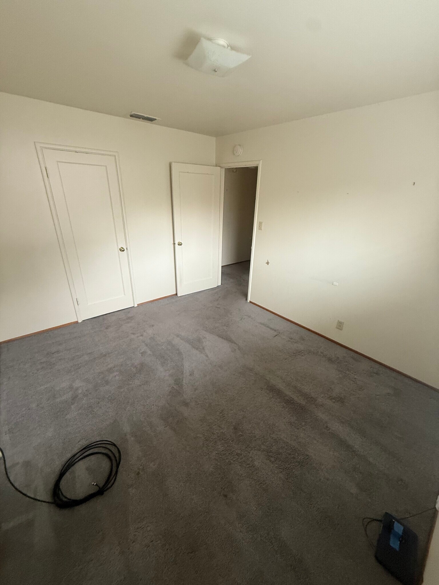 Building Photo - 2013 56th St