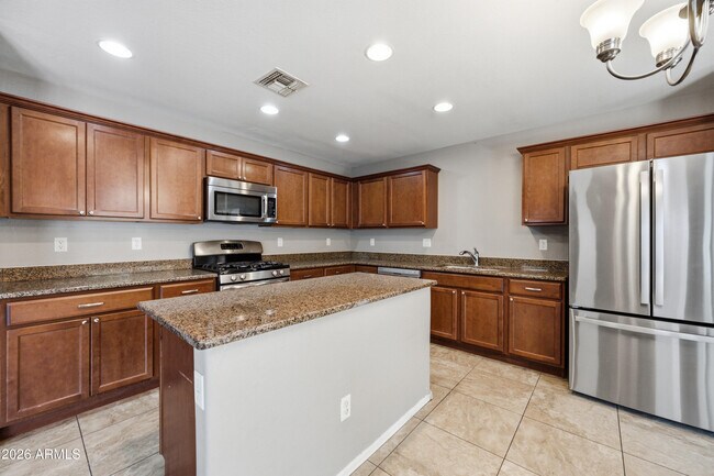 Building Photo - 3539 E Bartlett Dr