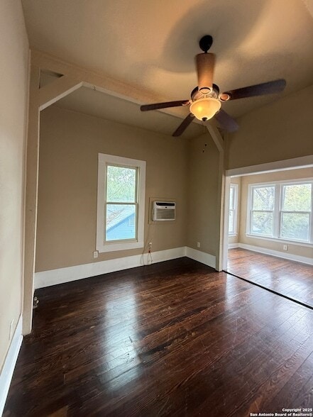 Building Photo - 210 Eleanor Ave