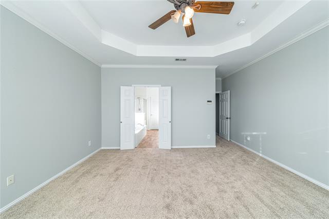 Building Photo - 3200 Heatherbrook Dr