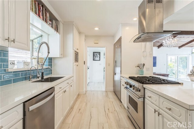 Building Photo - 4922 Escobedo Dr