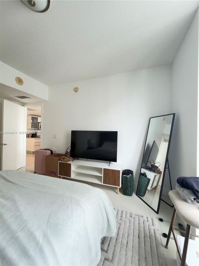 Building Photo - 185 SW 7th St