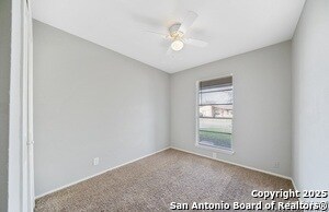 Building Photo - 205 Royal Dr