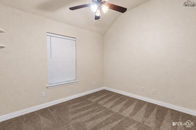 Building Photo - 4824 Olivia Ln