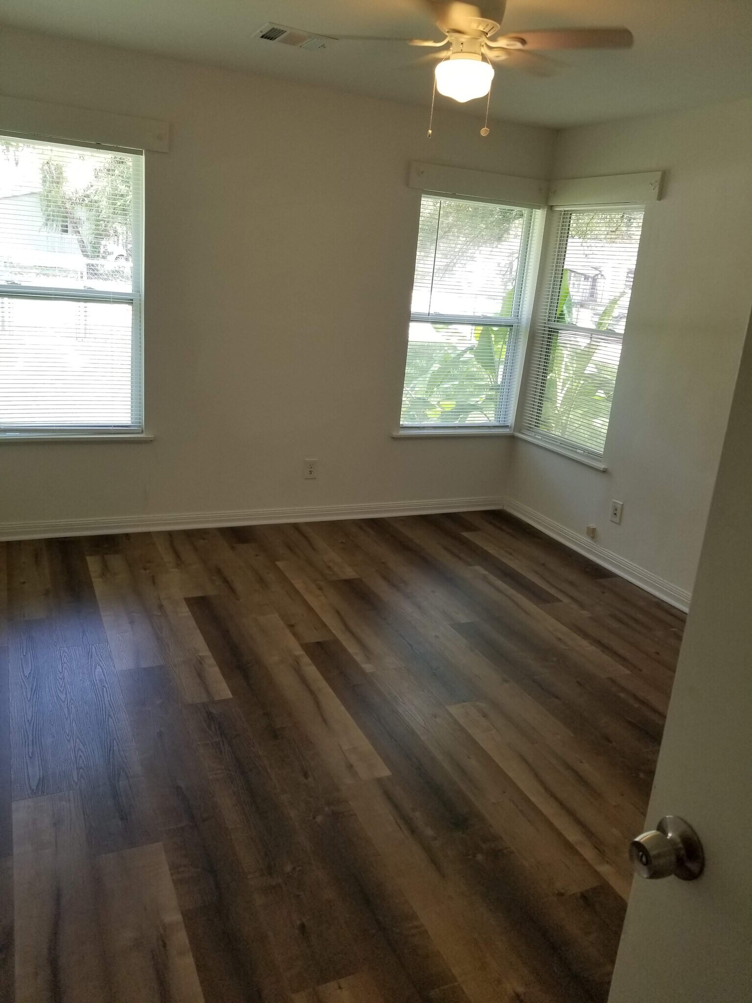 Building Photo - 601 N Pruett St