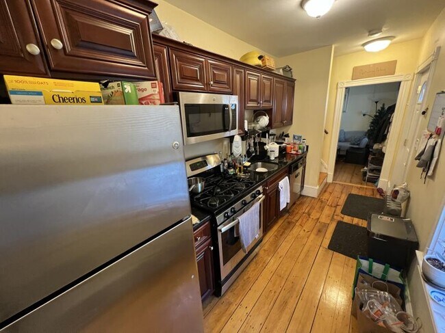 Building Photo - 2 bedroom in Cambridge MA 02140