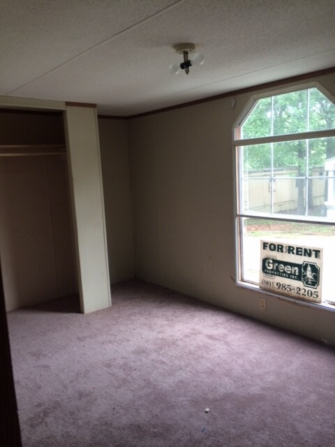 Building Photo - 1717 Hatcher Rd