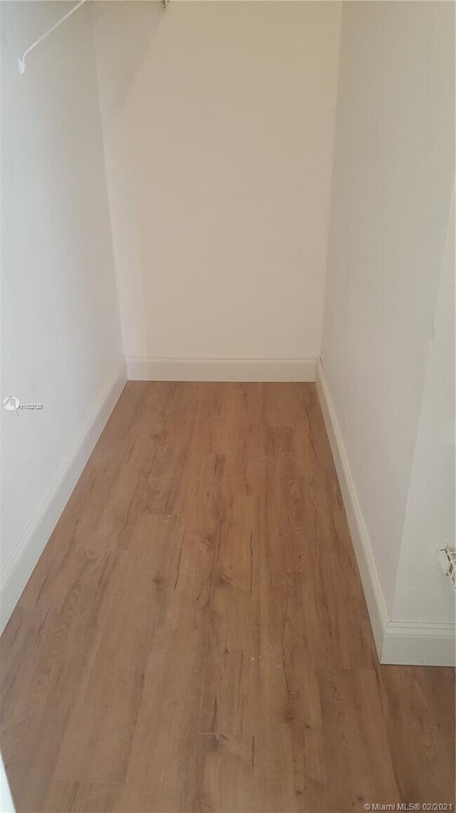 Building Photo - 7125 NW 186th St