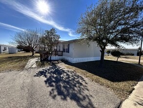 Building Photo - 6100 E Rancier Ave