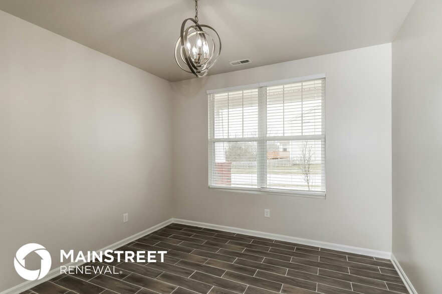 Building Photo - 16991 Green Crest Ln