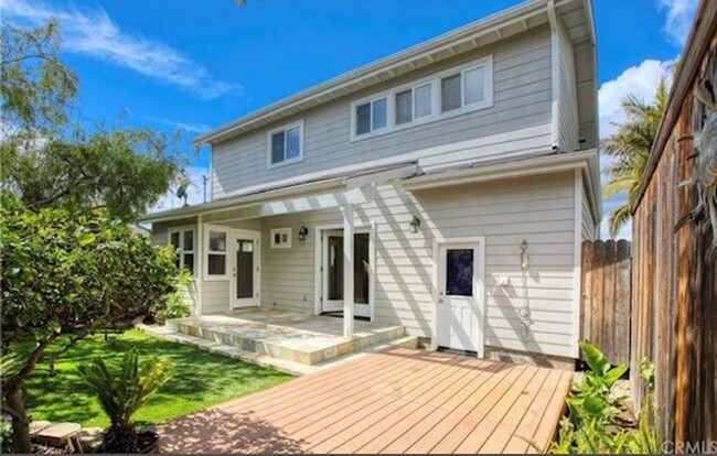 Building Photo - Beautiful Shell Beach Home