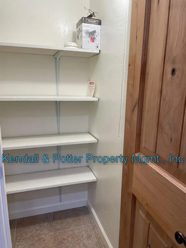Building Photo - Remodeled Rio Del Mar 1 BR - Utilities Inc...