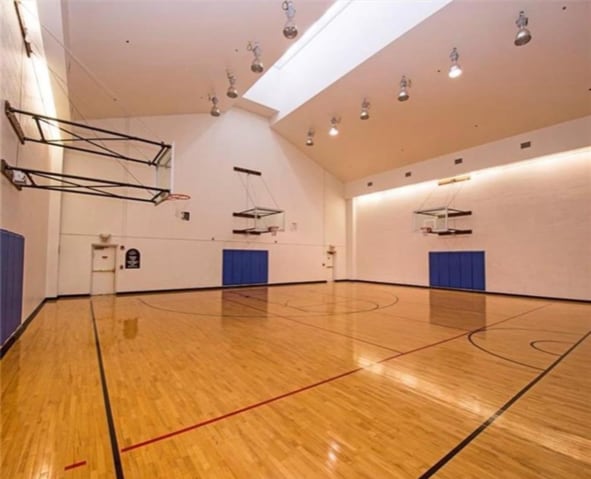 Gym - 207 Adams Pointe Blvd
