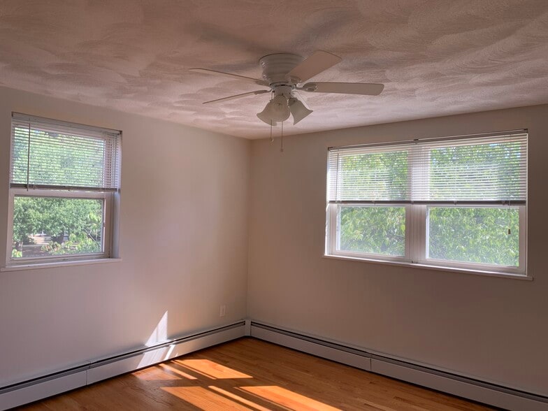 Bedroom 1 - 1105 Lexington St