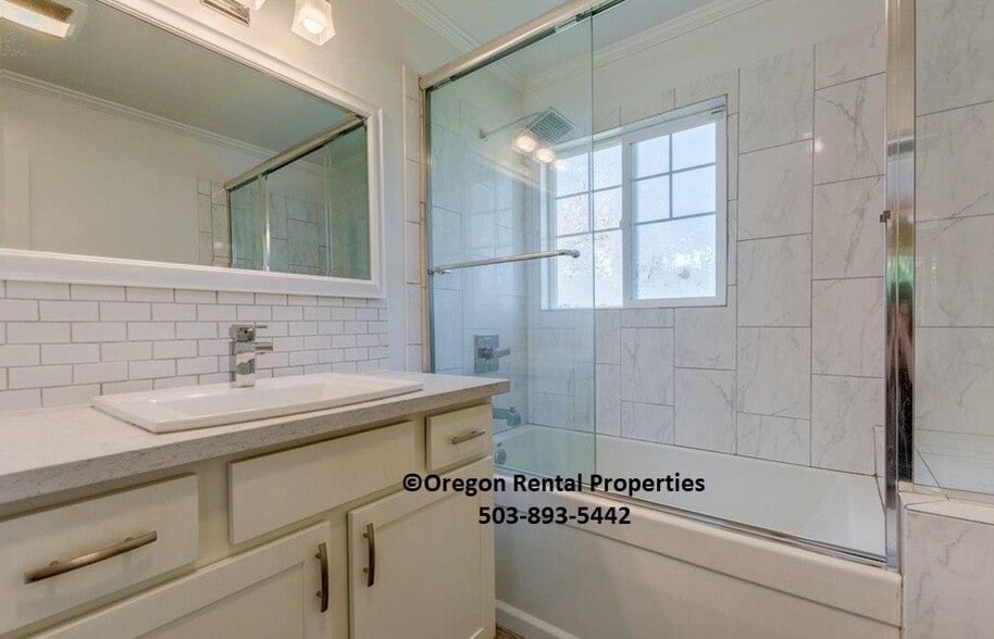 Building Photo - 2052 SE 181st Ave