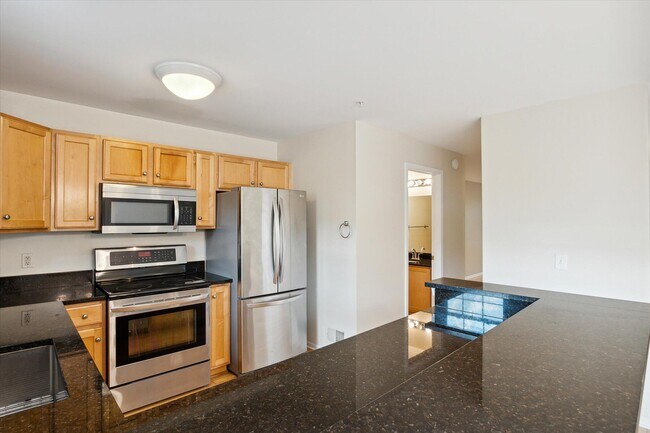 Building Photo - 2817 Barclay Way