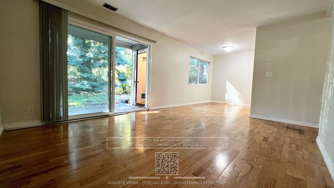 Primary Photo - Centrally located 2-bedroom 1 bath condo i...