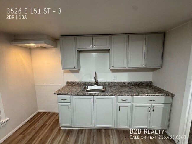 Building Photo - 3526 E 151st St