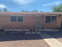 Building Photo - Duplex for Rent