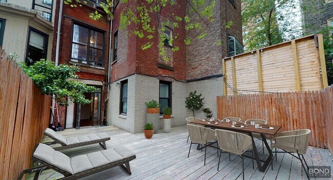 Primary Photo - 157 E 71st St