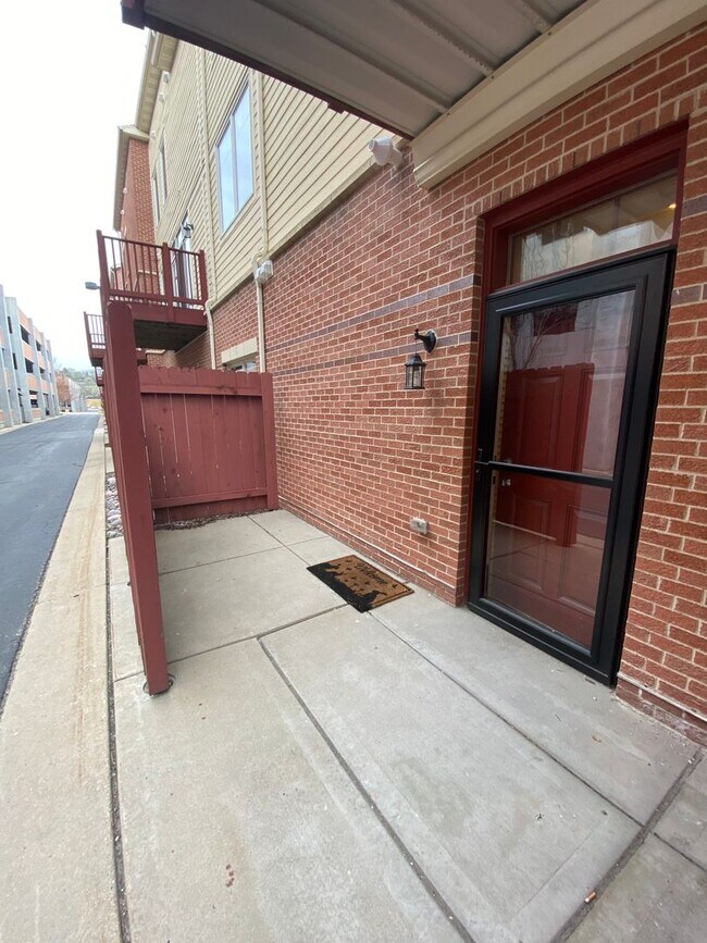 Building Photo - 510 N Midvale Blvd