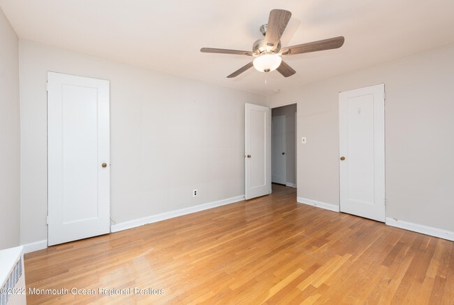 Building Photo - 29 Manor Dr