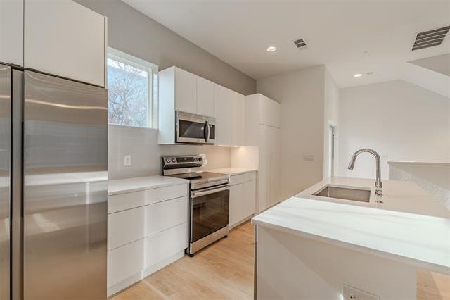 Building Photo - 6012 Hudson St