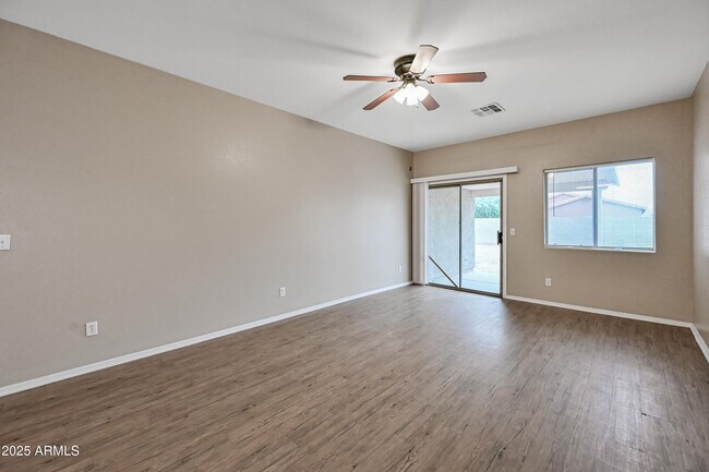 Building Photo - 6417 W Elwood St