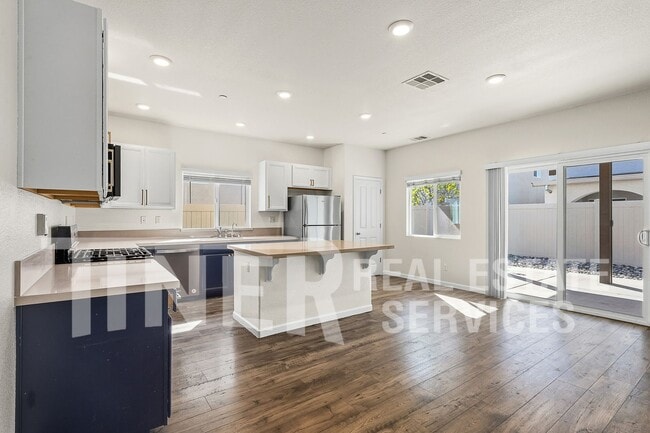 Building Photo - 22 Tulip Ridge Ct.