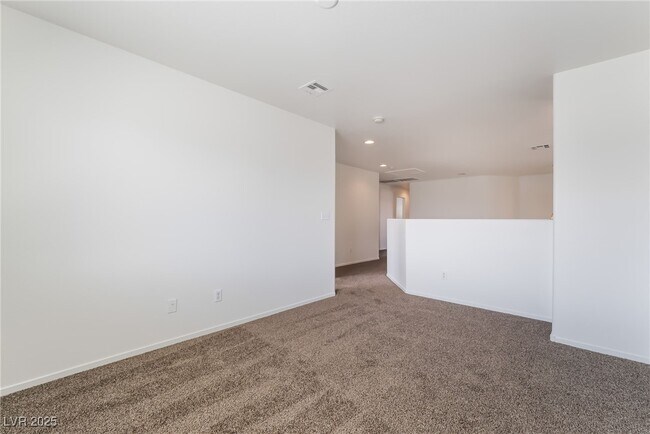 Building Photo - 4935 Gingerlyn St