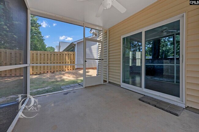 Building Photo - 157 Springhaven Dr