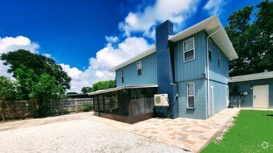 Building Photo - Lime Way