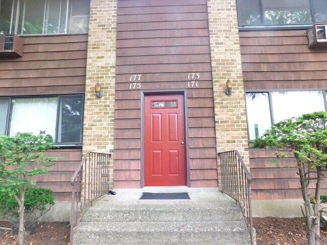Primary Photo - 173 Kennedy Dr