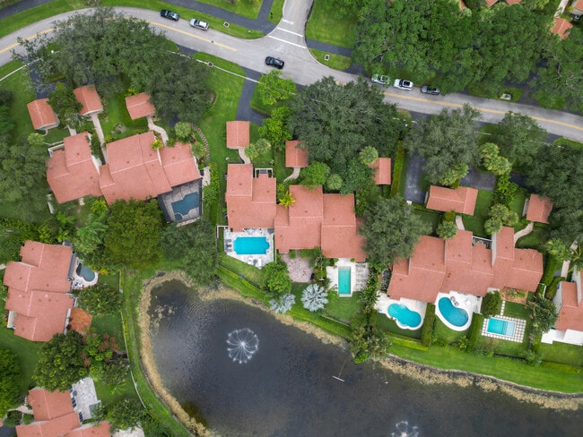 Building Photo - 2291 Las Casitas Dr