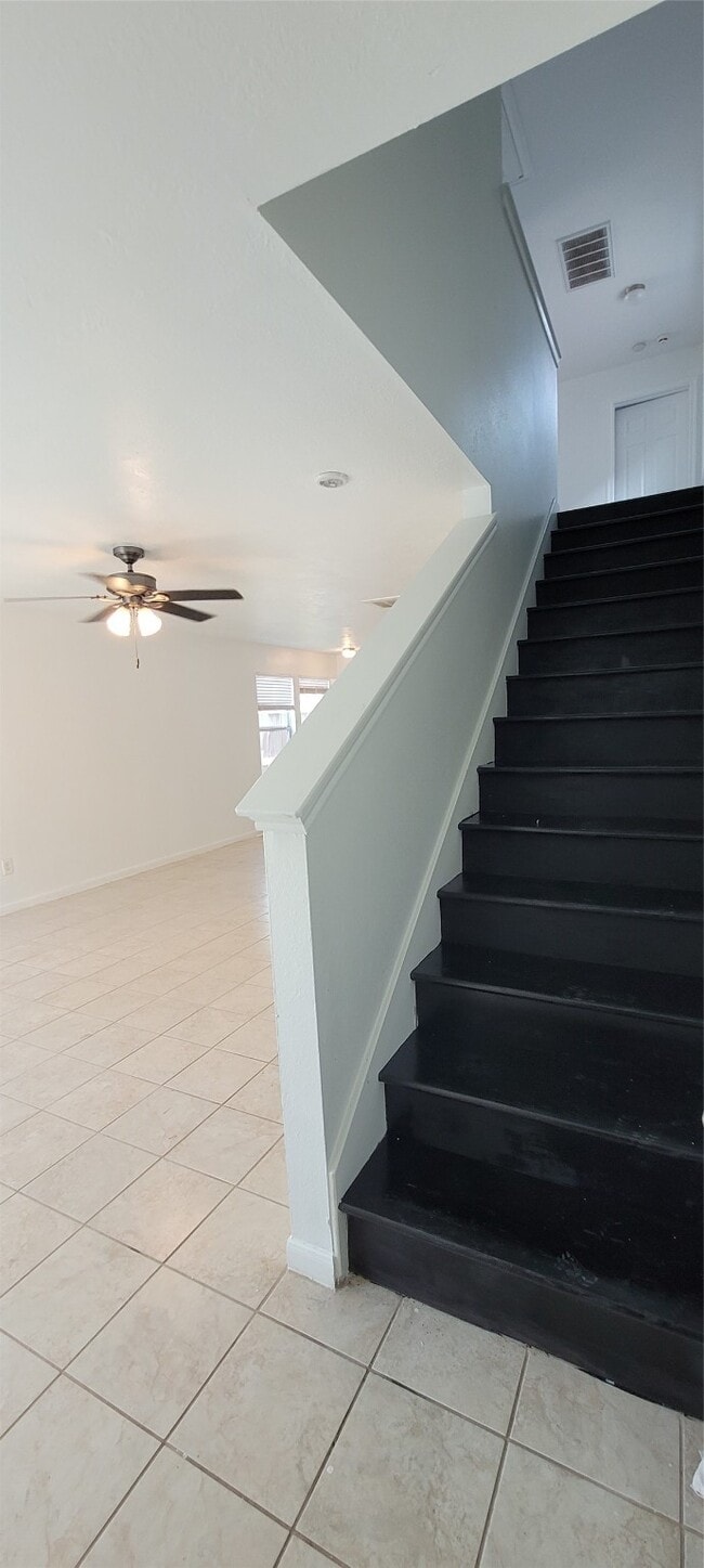 Building Photo - 1426 Ruthven St