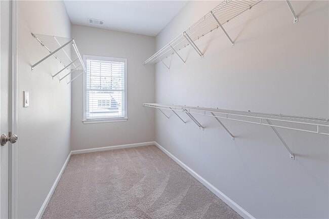Building Photo - 7303 Rocking Chair Ln