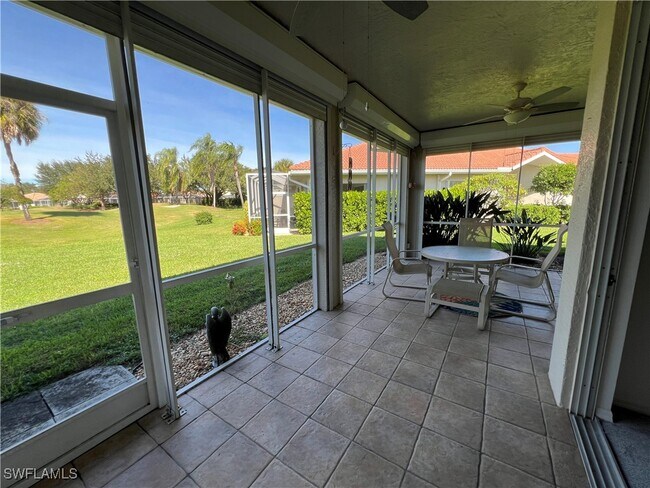 Building Photo - 2081 Crestview Way