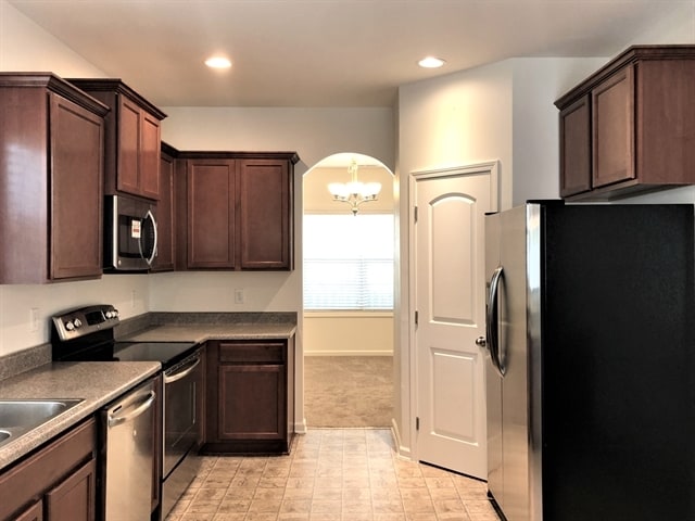 Building Photo - 305 Switchback Street