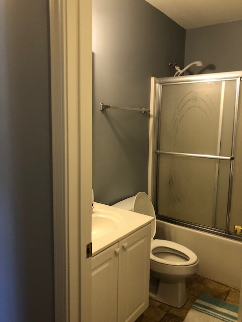 Building Photo - 905 Lowry Ct