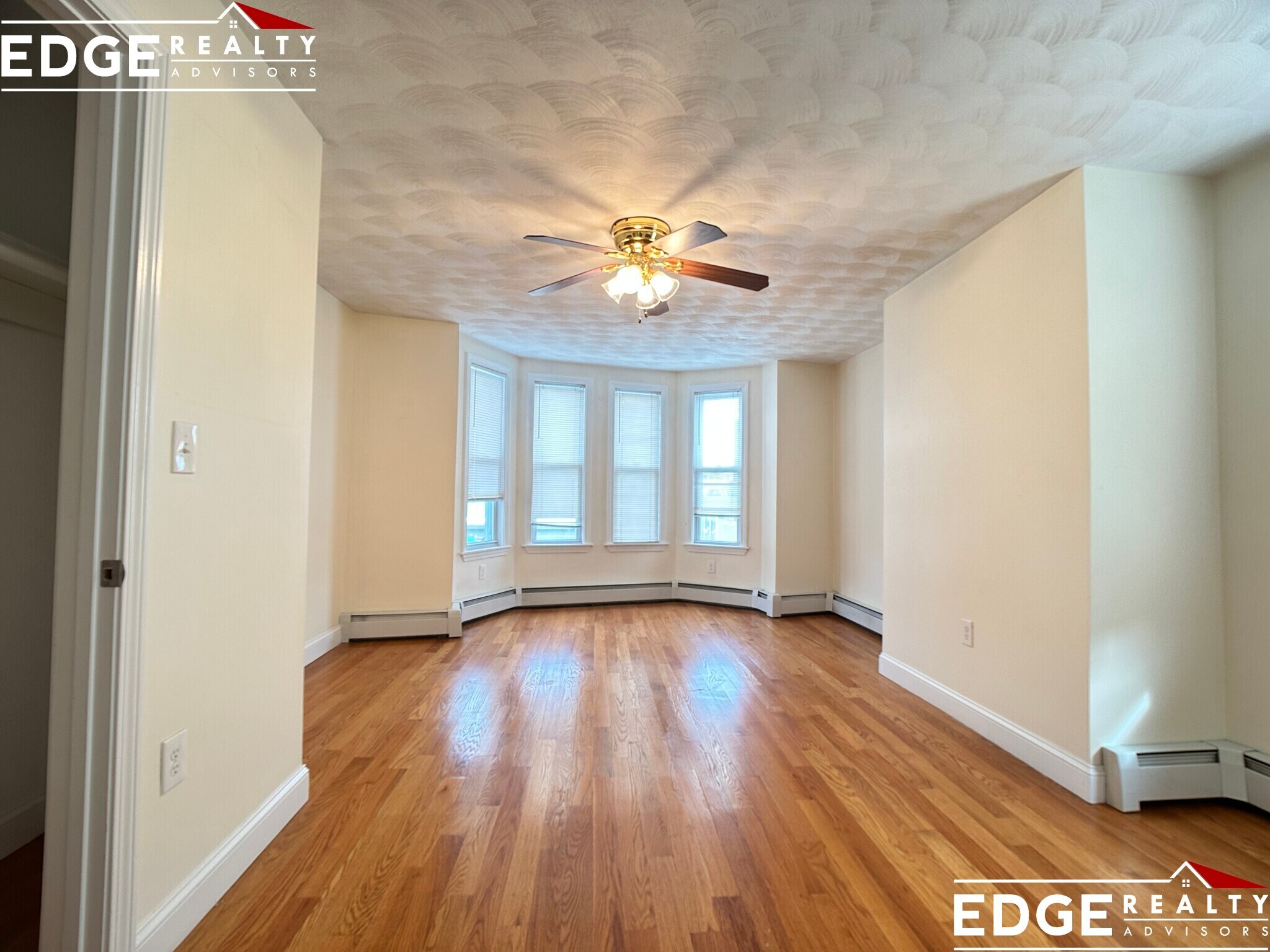 Building Photo - 1092-1098 Cambridge St. Unit 1094