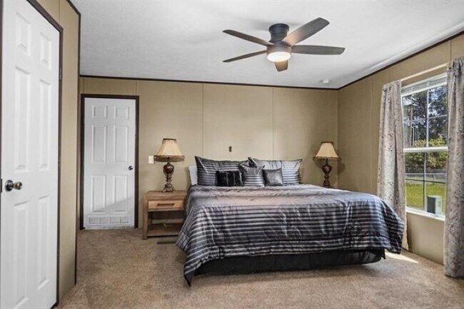 Building Photo - 33847 US-96