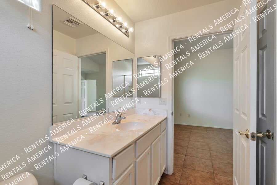 Building Photo - 7838 S Hidden Stone Ln