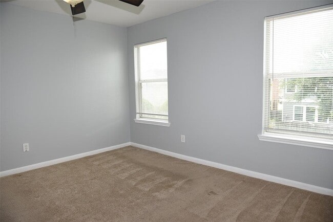 Building Photo - 2635 Skyview Grove Ct
