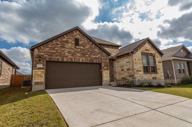 Primary Photo - Luxurious Newer Construction 3-Bedroom Hom...