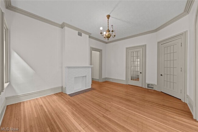 Building Photo - 1372 Bonnieview Ave
